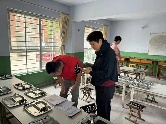 新泰市青云街道福田社区开展校外托管机构专项排查志愿服务活动